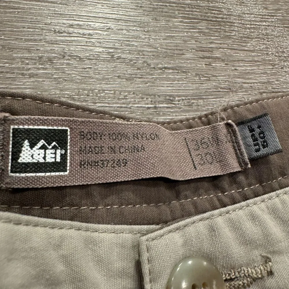 REI Men's Chinos in Light Tan 36 x 30